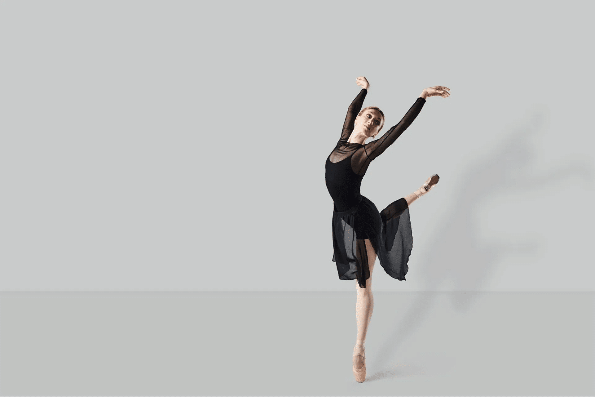 dancers 1536x1024 1